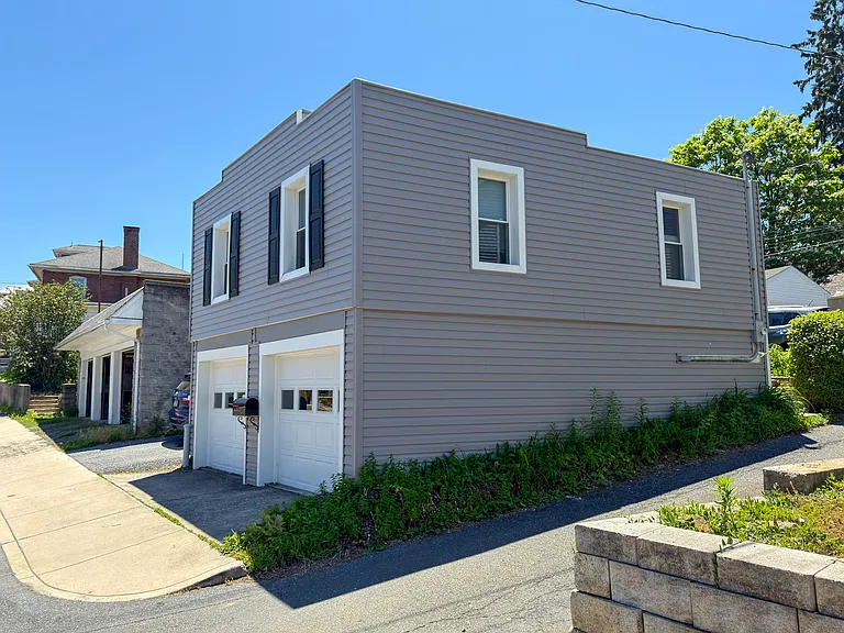 18 W Fulton St — Photo 16