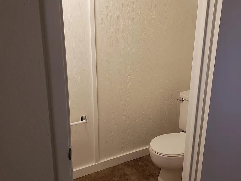 405 E Mumford Dr — Photo 25