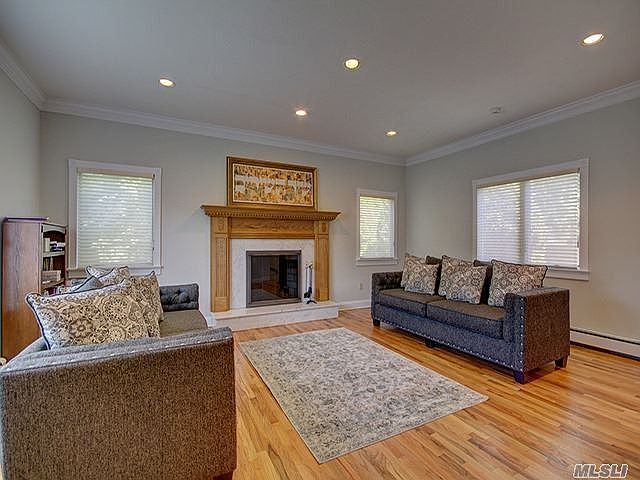 1st image of 1725 Union Ave #00