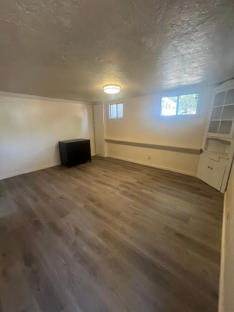 1-Bedroom Apartment in downtown Eugene — Photo 1