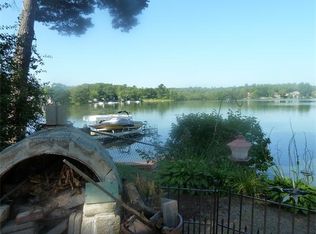 2 Oak Cir, Merrimac, MA 01860