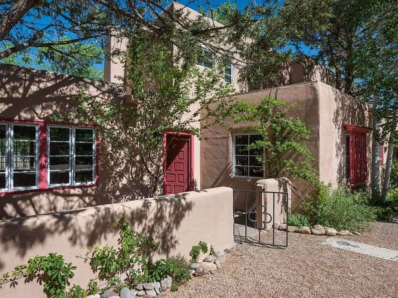 1st image of 112 Camino Escondido APT 3