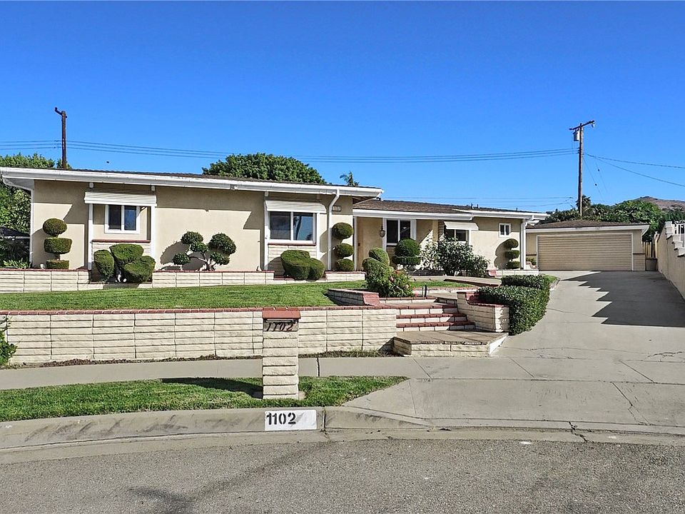 1st image of 1102 Novarro St