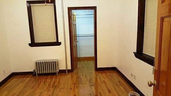 2nd image of 11 Sackman St #1
