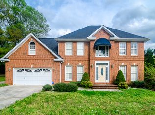 4914 Meadow Trace Ln, Hixson, TN 37343