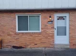 153 Wylie Ave #D, Strabane, PA 15363