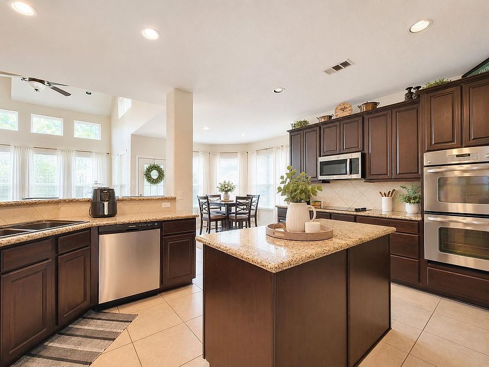 1st image of 4027 Chestnut Bnd