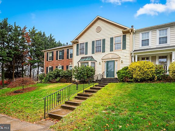 2nd image of 2236 Hill Ct