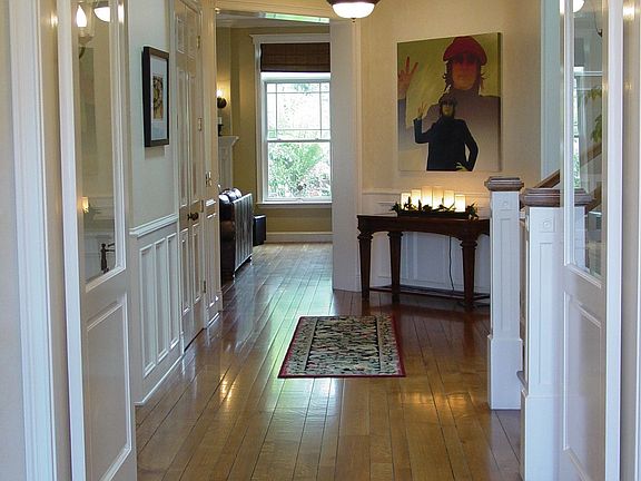 Entry Hallway w/ Wainscot