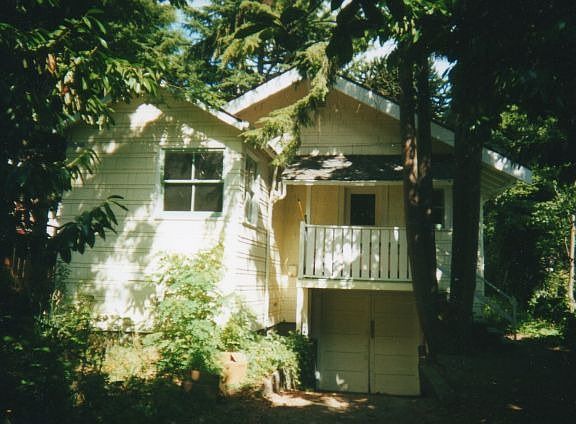 4th image of 5039 8th Ave NE