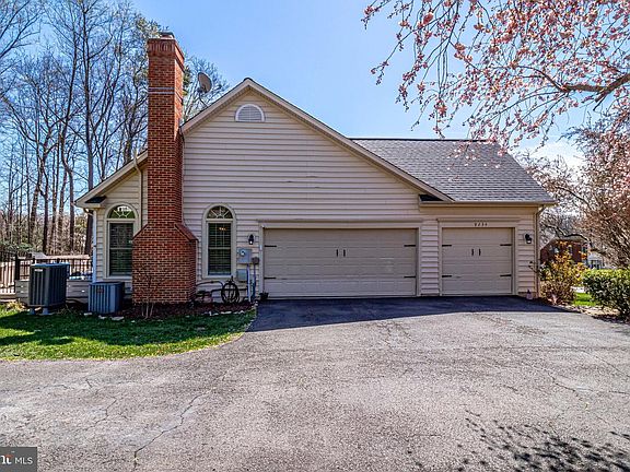 5th image of 9234 Wrights Hollow Ln