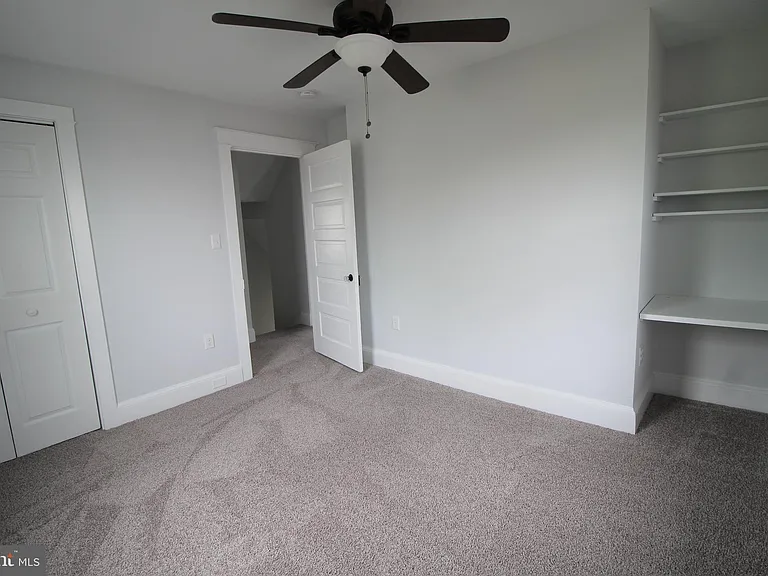 5 S Singer Ave — Photo 9