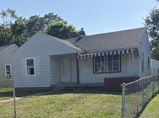 2207 S Biltmore Ave, Muncie, IN 47302