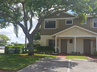 10700 NW 10th St, Pembroke Pines, FL 33026