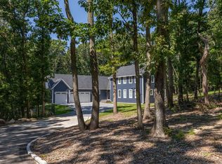 11-c West Meadow Road, East Setauket, NY 11733