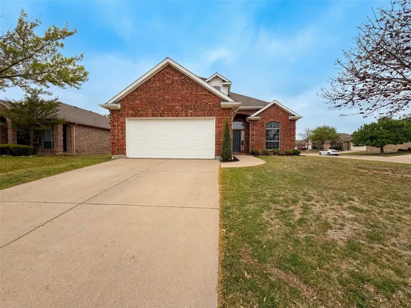 828 Pebblecreek Dr, Burleson, TX 76028