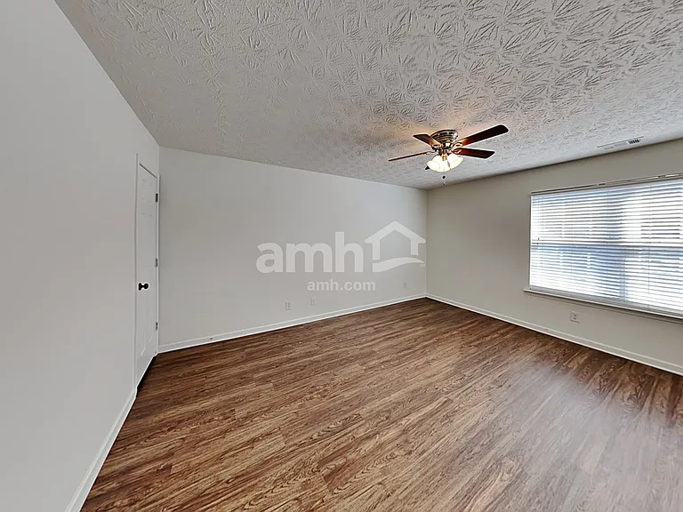 218 Wild Flower Ln — Photo 23