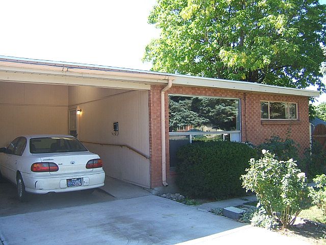 1st image of 1154 E Glorieta Dr