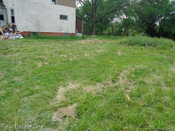 5th image of 6151 Stanton St