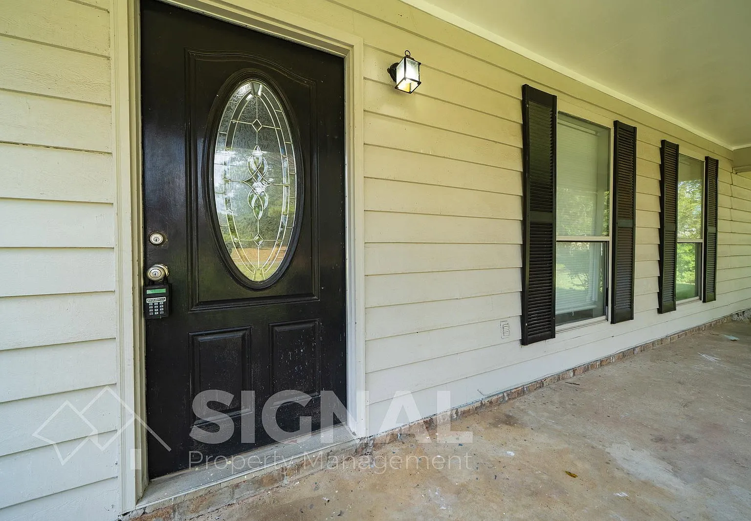 4 bed, 2.0 bath, 1944 sqft, $1,695 — Photo 4