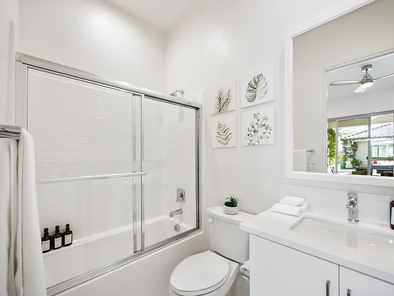 Casita Suite Bathroom