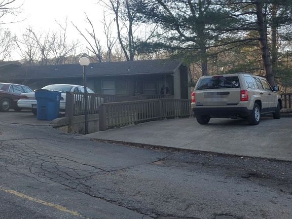 2nd image of 31 Dogwood Dr