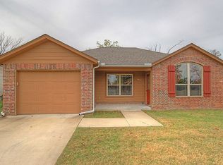 706 N Ross St, Sapulpa, OK 74066