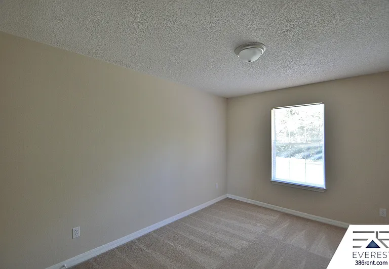 30 Lancelot Dr — Photo 21