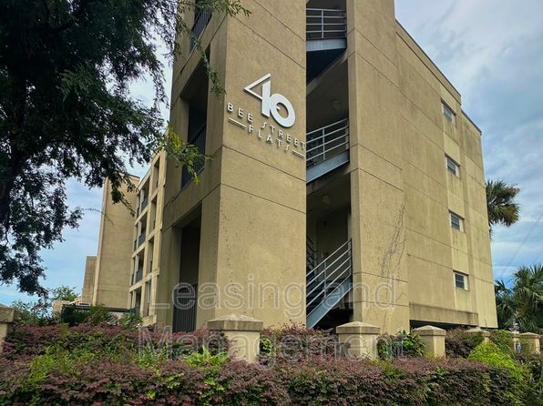 40 Bee St APT 204