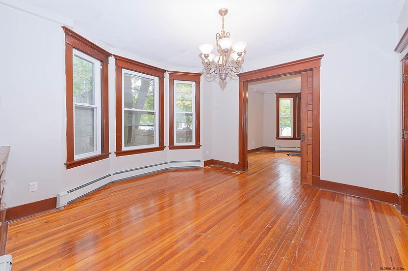 5th image of 14 Barclay Street