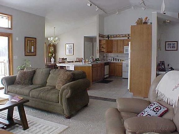 5th image of 7961 Island Ct