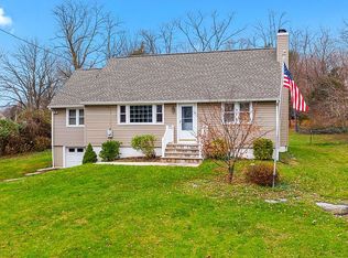 8 Fremont St, Branchburg, NJ 08876