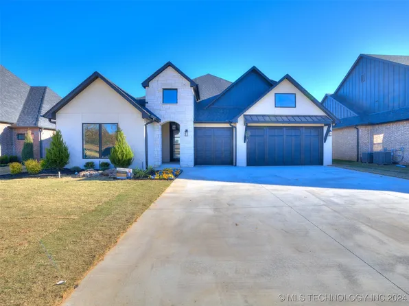 11257 S Fir Ave W, Jenks, OK 74037