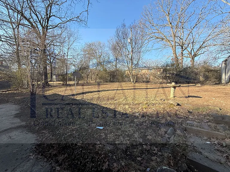 4417 Hazelwood Rd — Photo 12