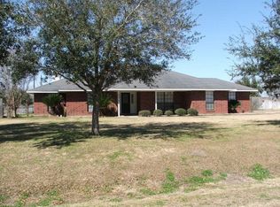 1012 Northgate Rd, Victoria, TX 77904