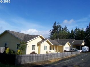 202 Miller Ln, Myrtle Point, OR 97458