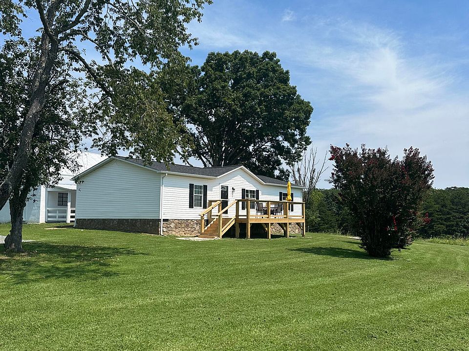 1st image of 220 Camp Fincastle Ln