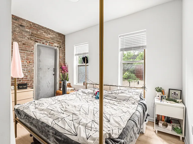 3401 Butler St #R1 — Photo 16