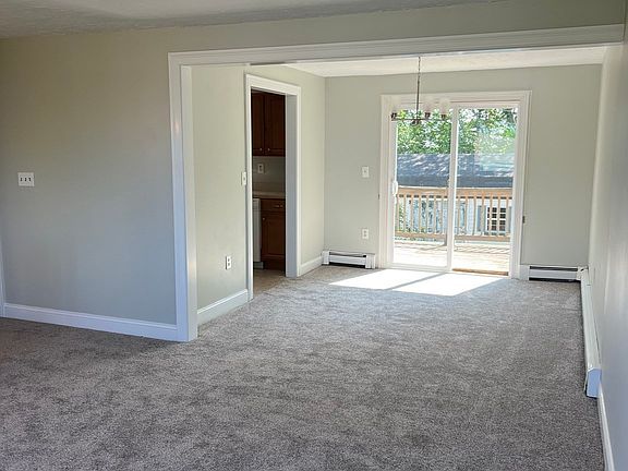 5th image of 11 Skyview Ln