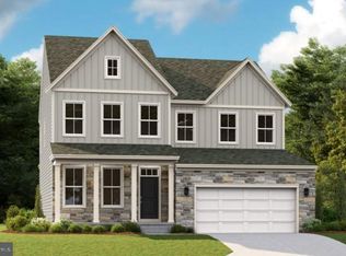 302 Triberg Dr, Charles Town, WV 25414