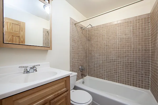 Rented by R New York | media 29