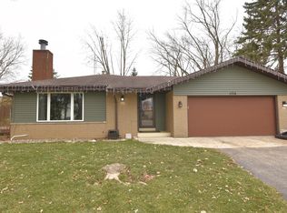 1715 Stoddard Cir, Racine, WI 53406