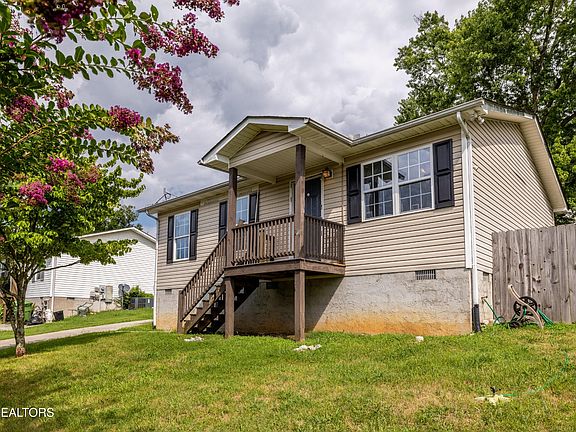 2nd image of 1101 Fielding Dr