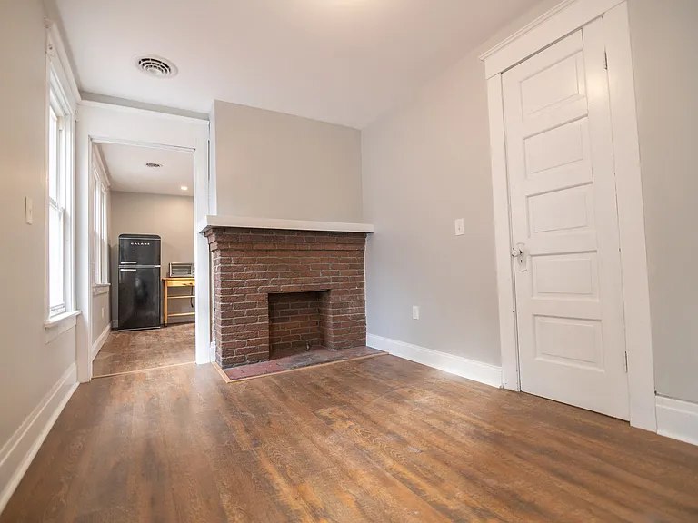 100 Zittel St #3 — Photo 15