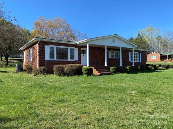 324 Hollins St, Spindale, NC 28160