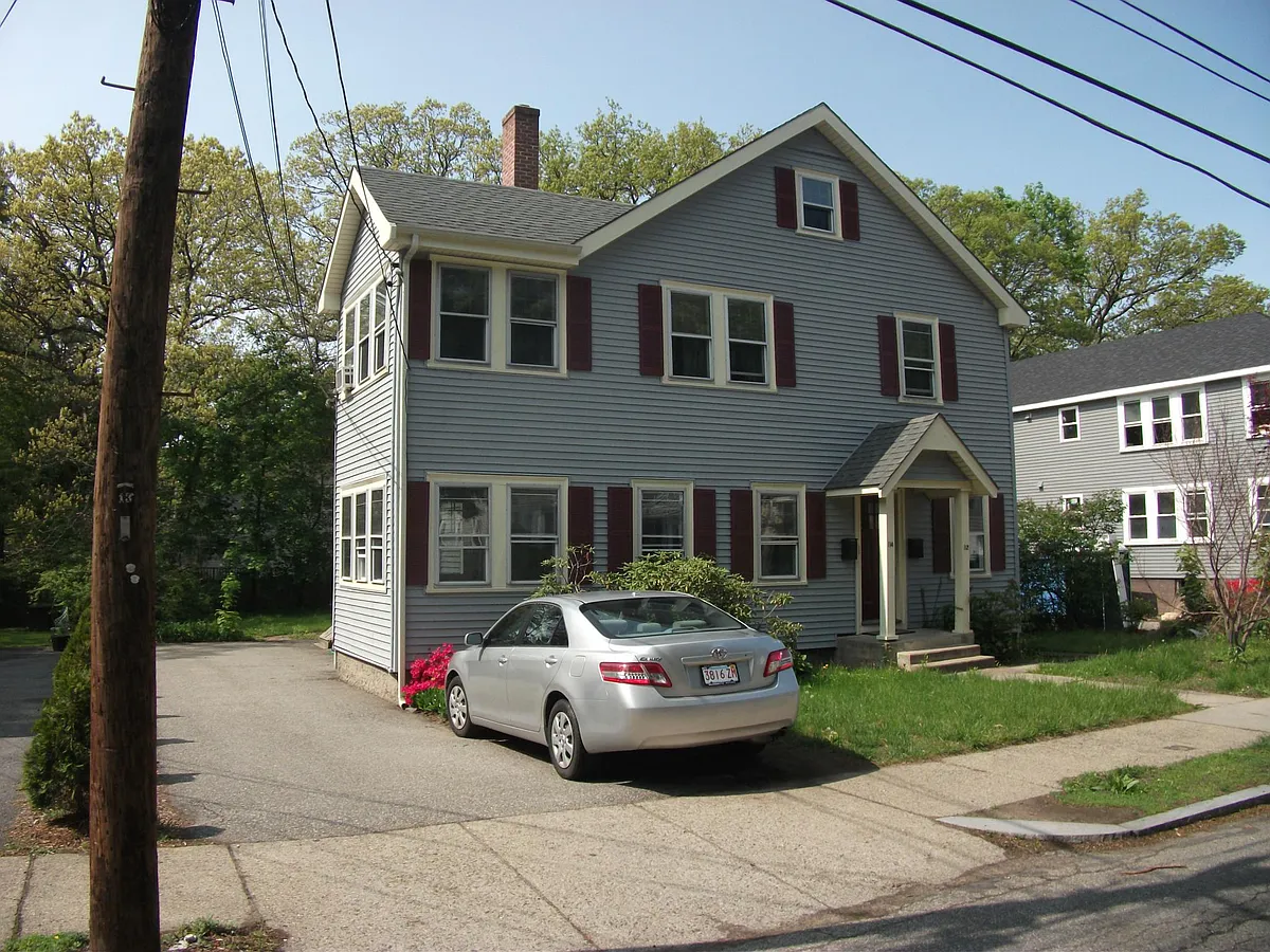 Building Photo - 112 Warwick Rd