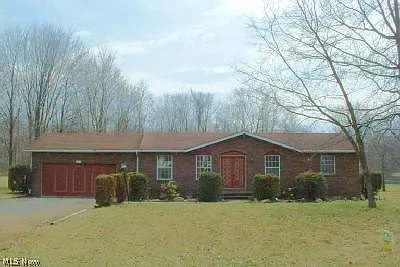 2921 Pleasant Valley Dr photo 1