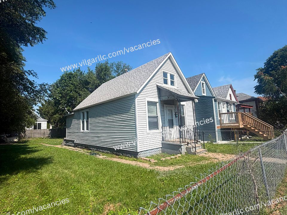 1st image of 5634 Claude Ave