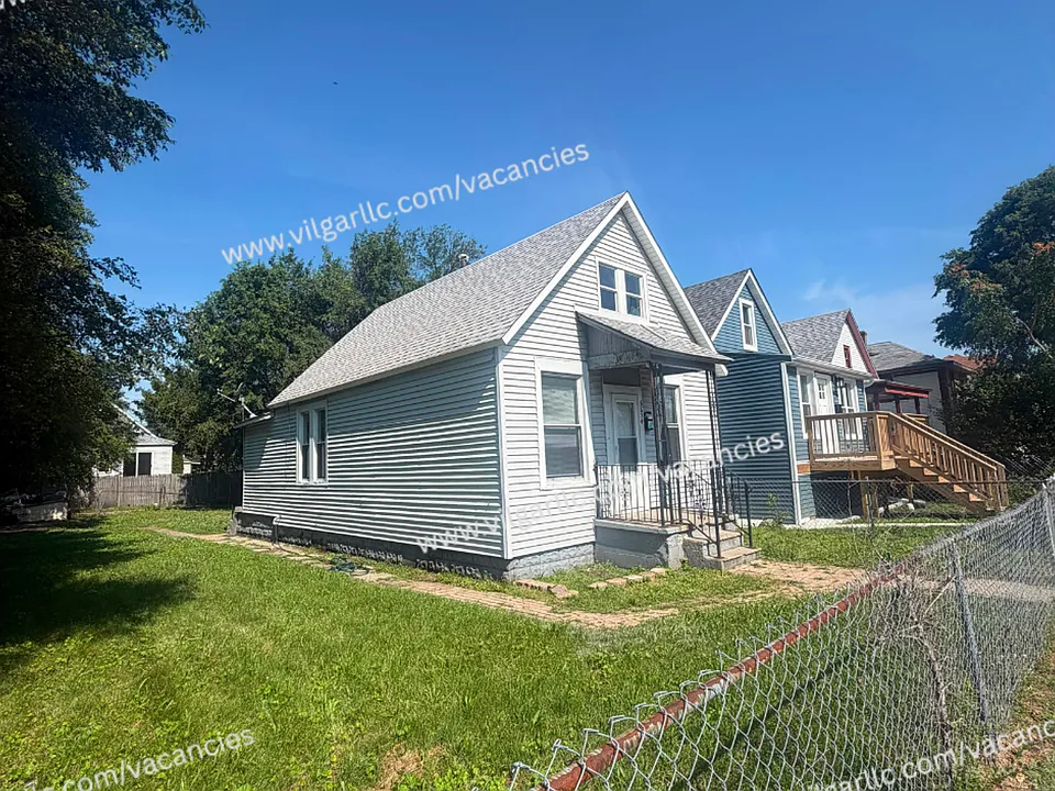 5634 Claude Ave