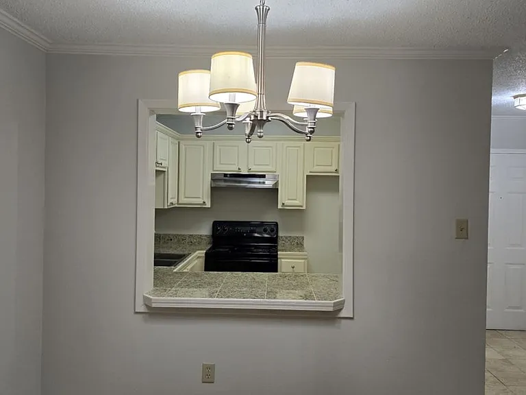 4735 Government St #104 — Photo 8